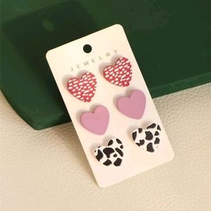 🍉5 for $25* Heart Earrings
